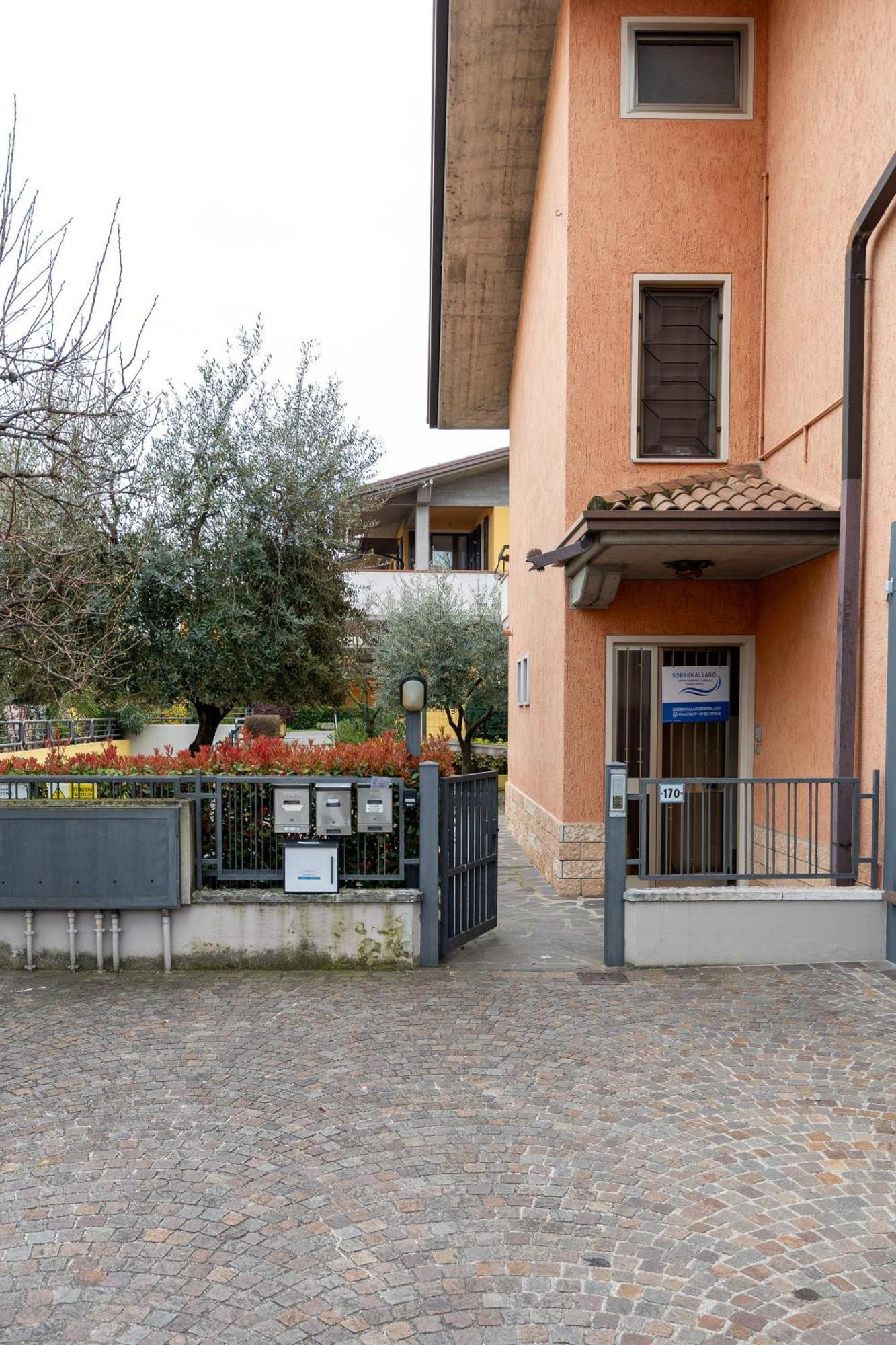 Sorridi Al Lago Sirmione Eksteriør bilde